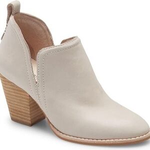 Jeffrey Campbell Rosalee Ankle Boots Size 7 Taupe 3” Heels Booties Western Shoes